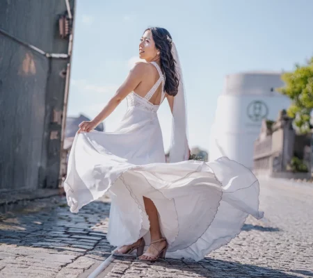 Braut tanzt aufgenommen von Hochzeitsfotograf Tom